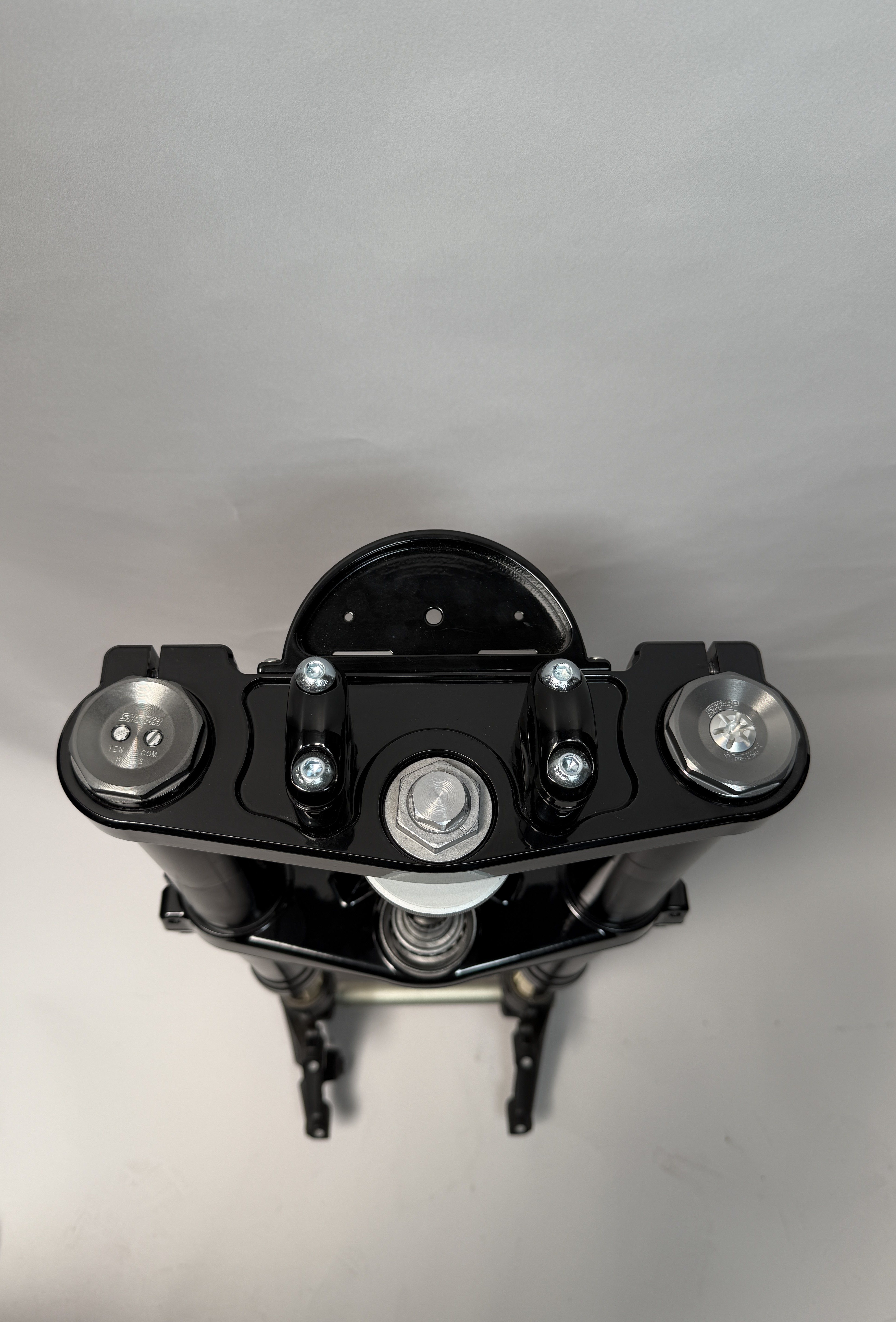 SHOWA USD-Gabel Set – Plug & Play für BMW K & R Modelle (mit Brembo-Bremssätteln)