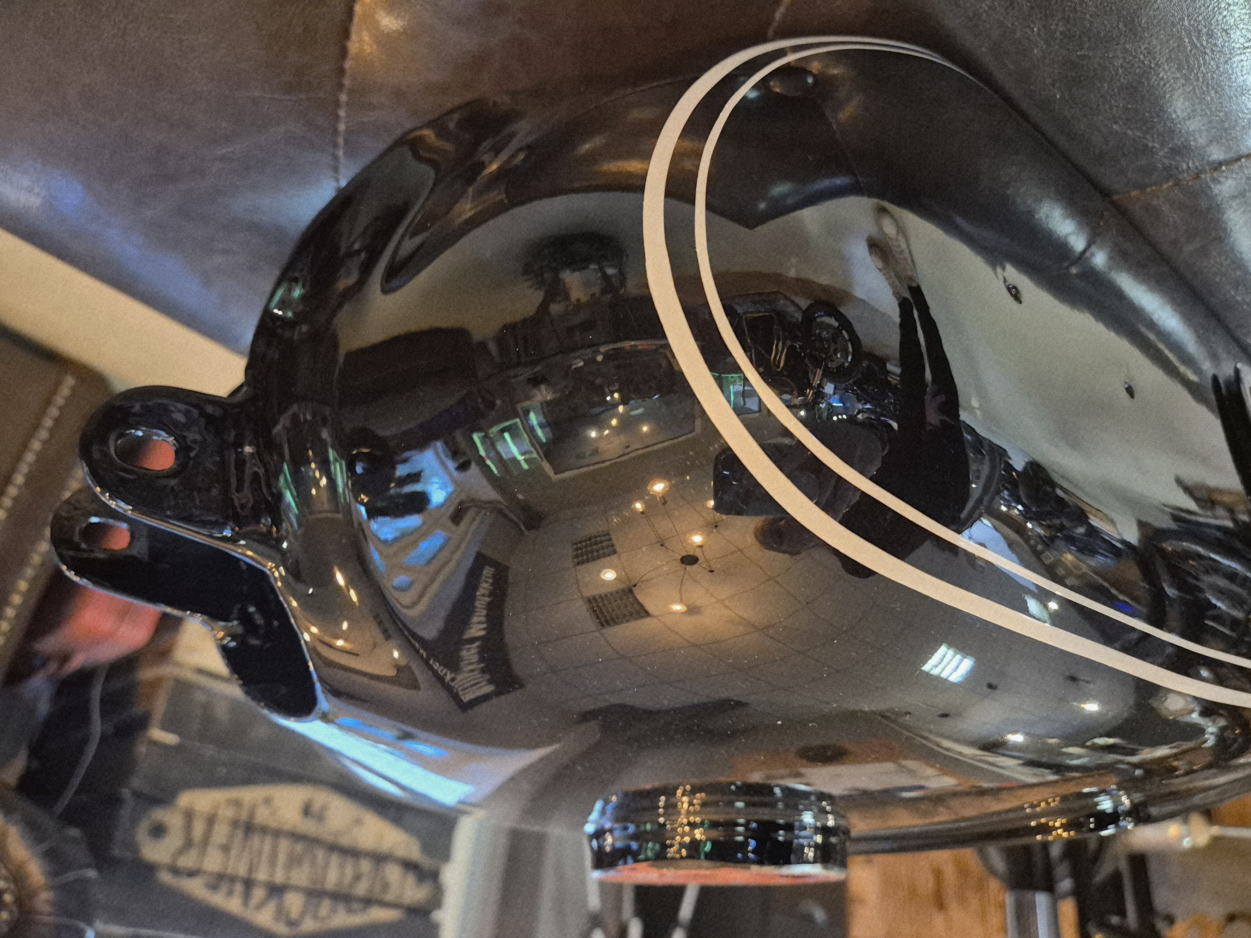 Individuelle Motorrad-Lackierung mit handgemalten Designs Streifen