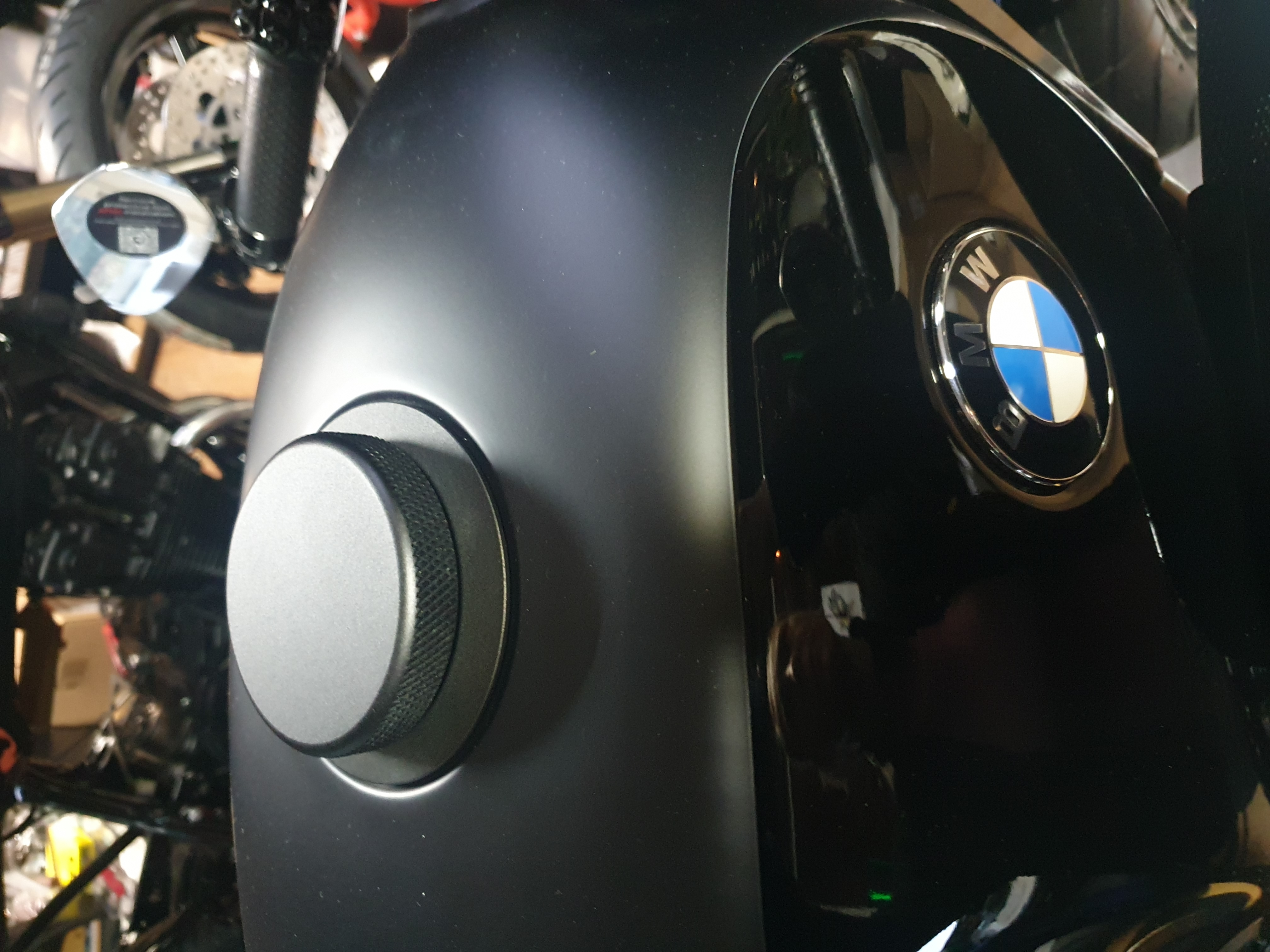 BMW Tankdeckel   R100R Caferacer Aluminium Schwarz Matt 